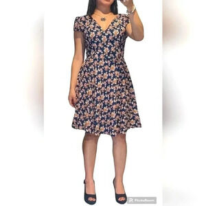 Betsey Johnson Floral dress size 6